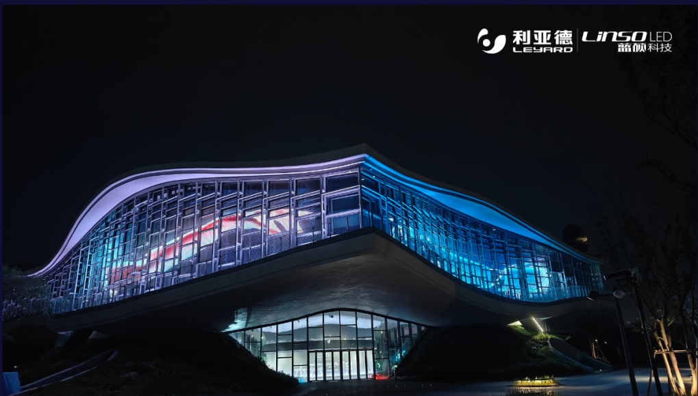 標桿案例 | 利亞德·藍碩助力點亮全球最大雙殼體結構科幻館——在水一方科幻館